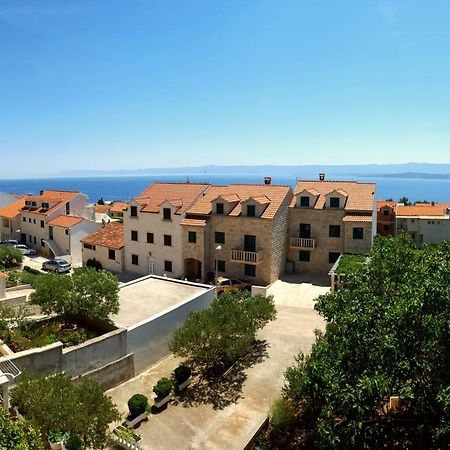 Apartmani Bezma Бол Экстерьер фото