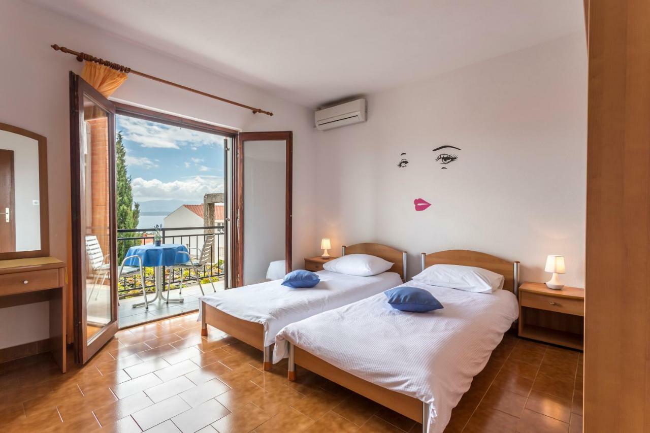 Apartmani Bezma Бол Экстерьер фото
