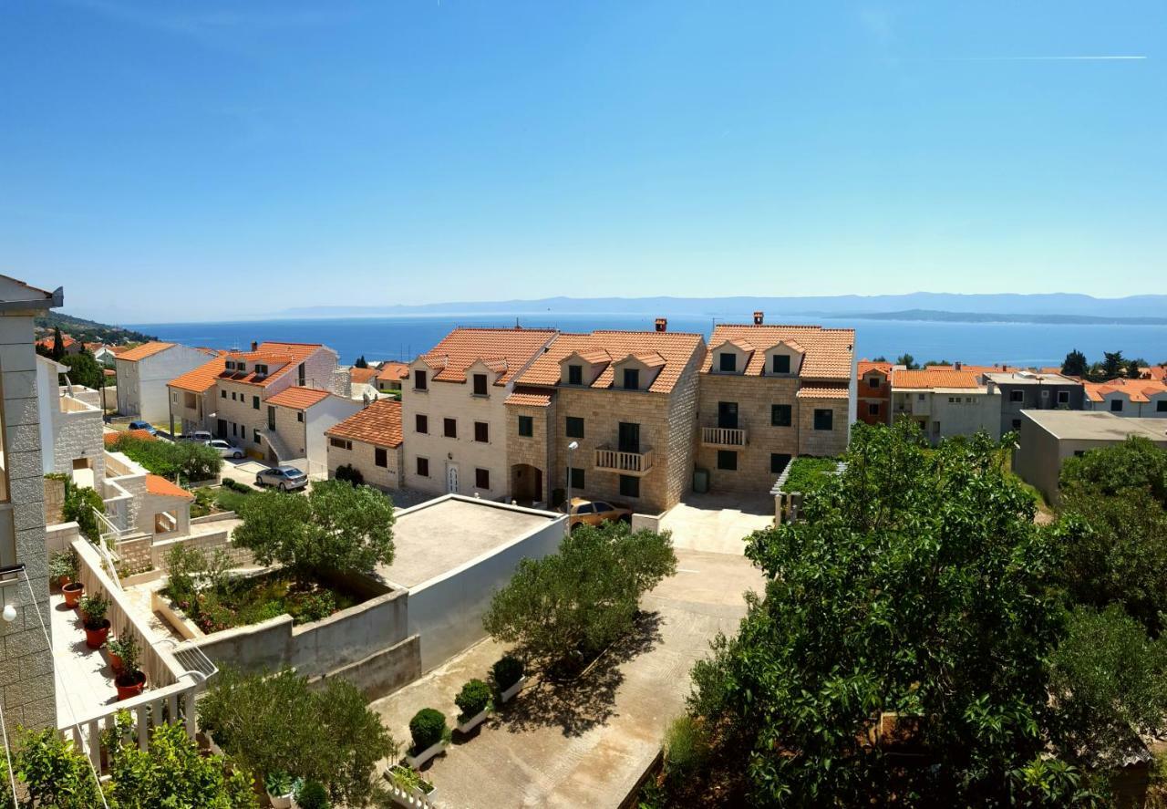 Apartmani Bezma Бол Экстерьер фото